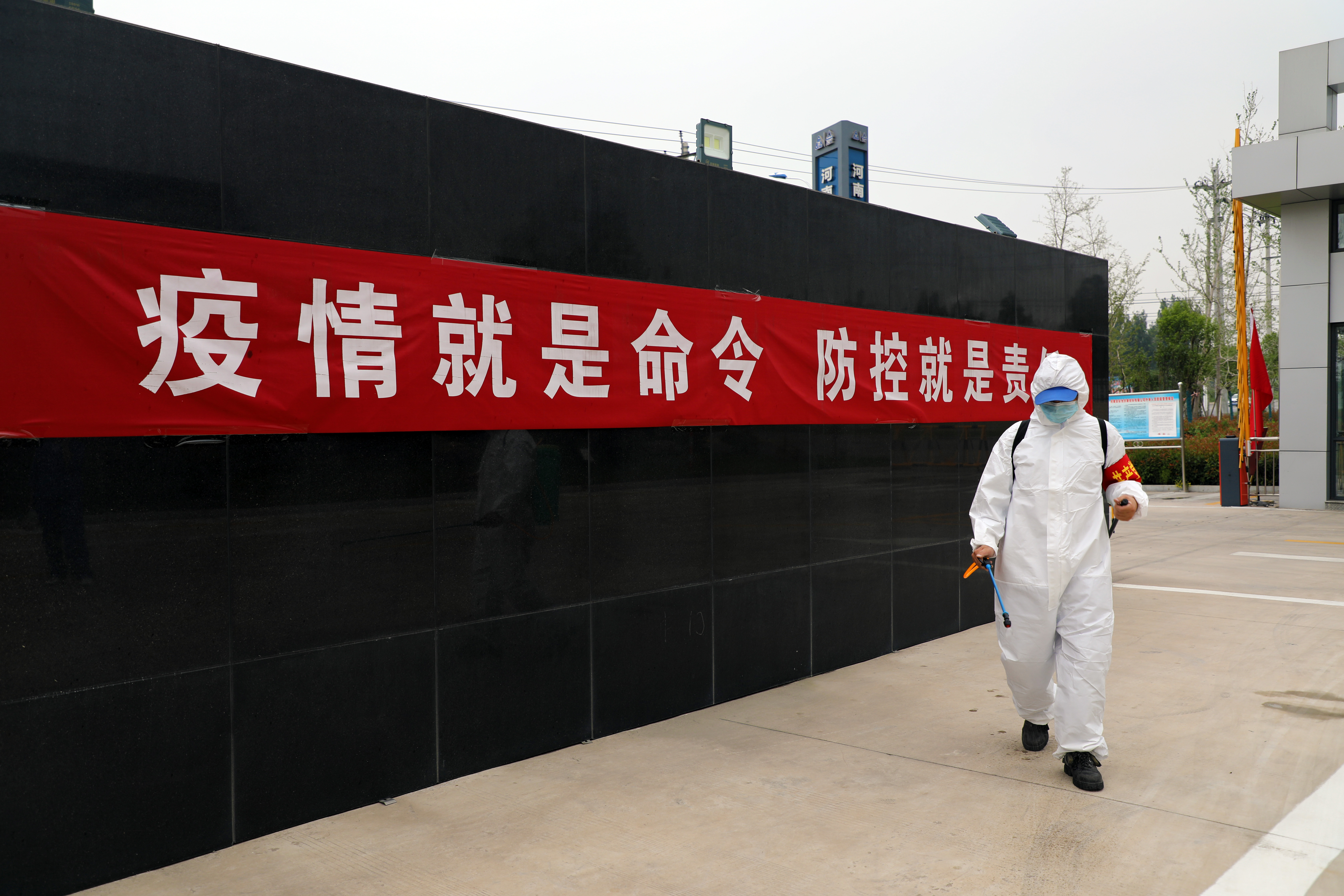 安彩高科：抗疫路上，從來都是“雙向奔赴”！