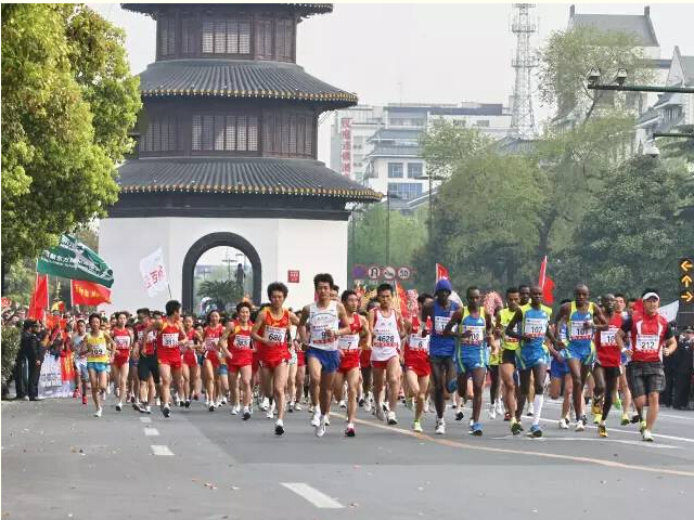 奔跑不息，泉來連續(xù)五年攜手揚州國際馬拉...